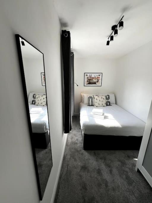 Central Chic 3 Bed, Great Location Winchester Exterior foto