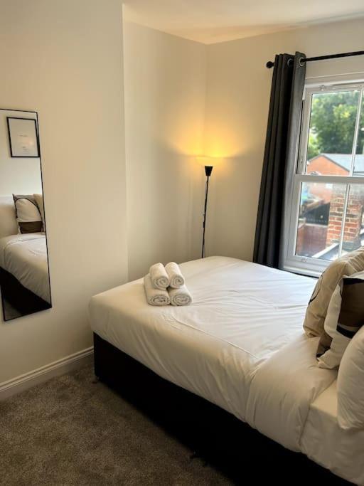 Central Chic 3 Bed, Great Location Winchester Exterior foto
