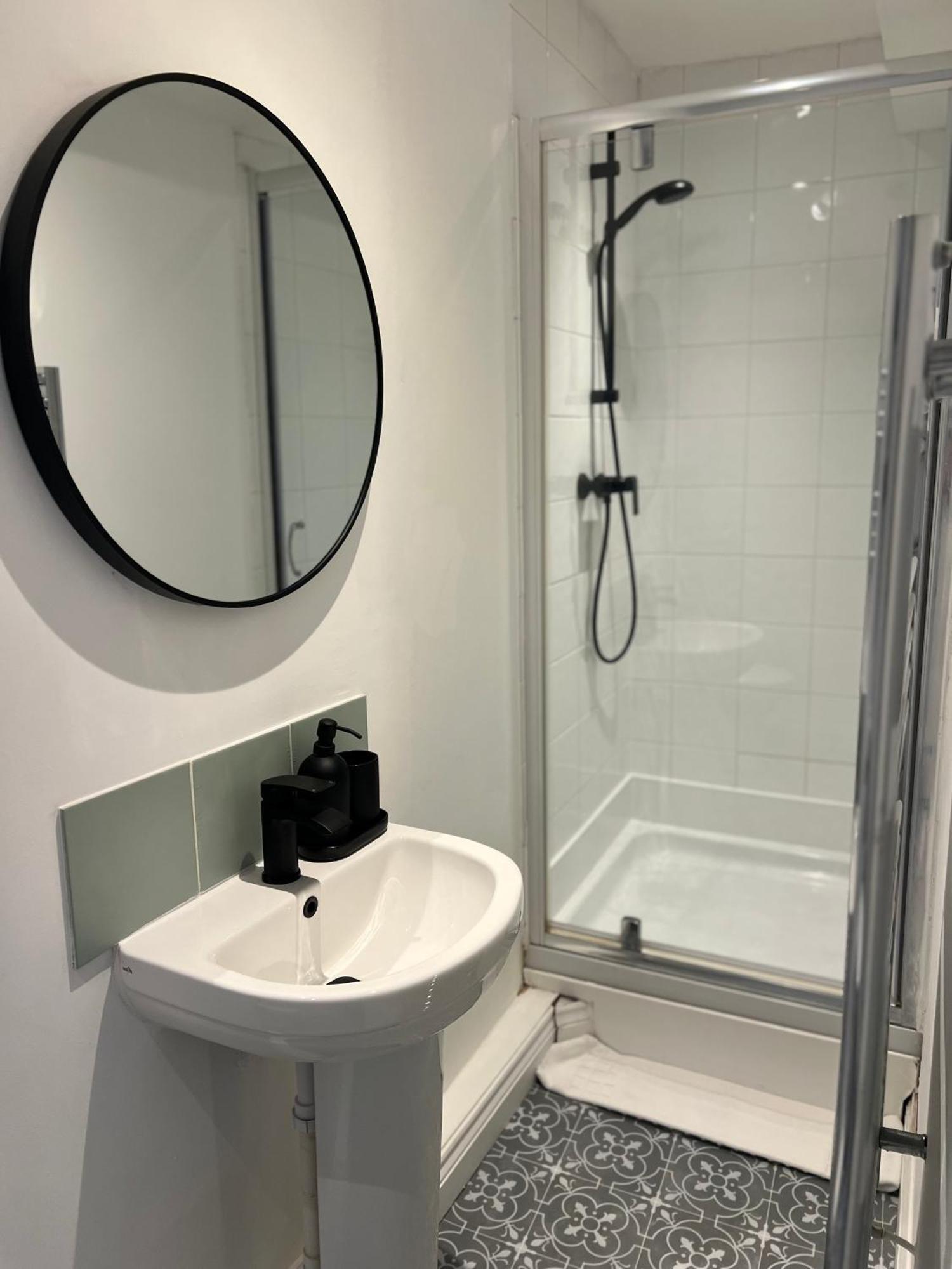 Central Chic 3 Bed, Great Location Winchester Exterior foto